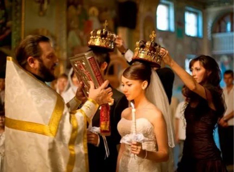                                   Венчание в русской православной церкви
