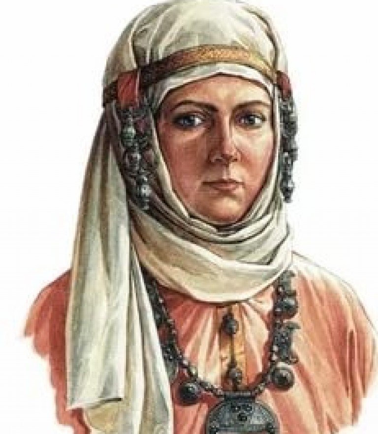 Убрус – древнеславянский платок замужней женщины, размером около 2 х 0,5 м.
