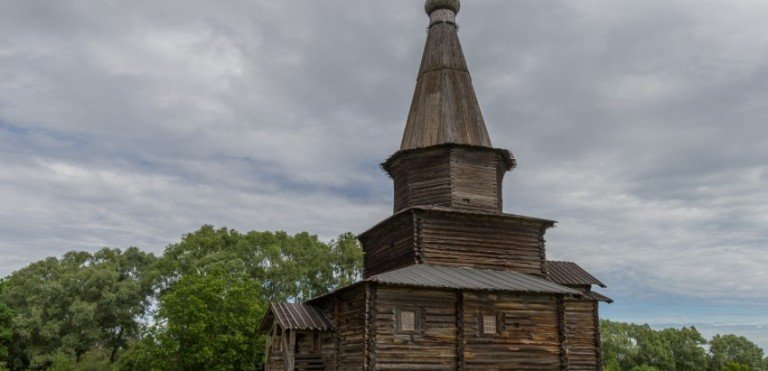 Церковь Успения Богородицы из деревни Курицко. 1595 г.
