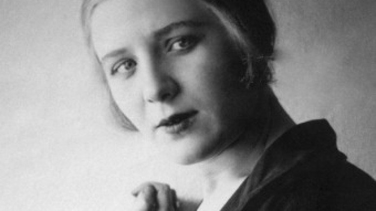 Изабелла Даниловна Юрьева (1899-2000)